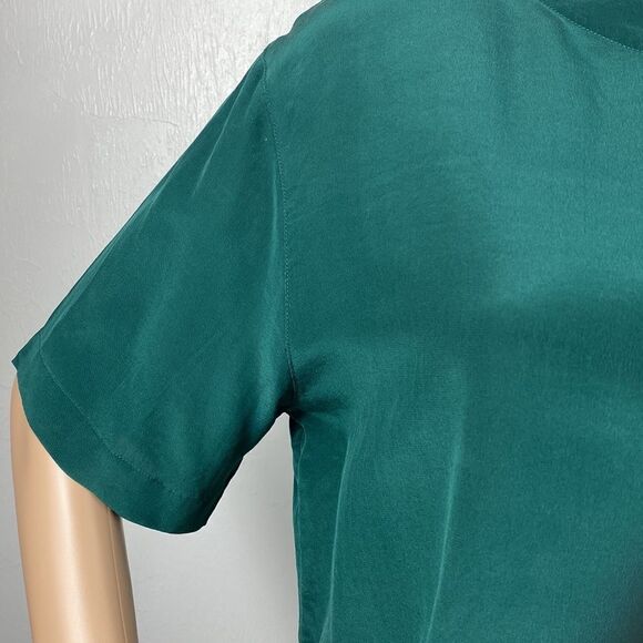 Casual Corner Emerald Green Silk Short Sleeve Blouse Top - Picture 3 of 9
